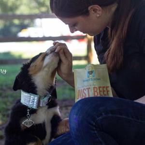 Meet your Posher, Laura